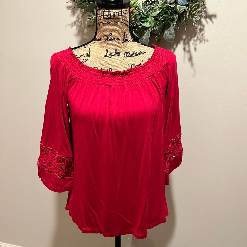 Daniel Rainn Fuschia Top Size Small